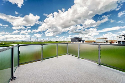 171 Corner Glen Grove Ne, Calgary, AB 