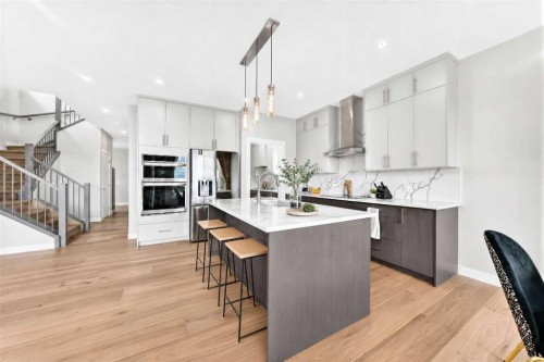 171 Corner Glen Grove Ne, Calgary, AB 