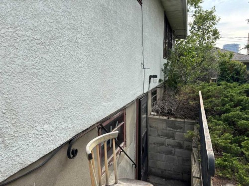 3207 Castle Road Nw, Calgary, AB 