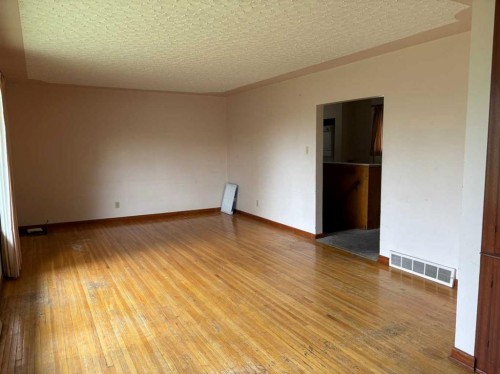 3207 Castle Road Nw, Calgary, AB 