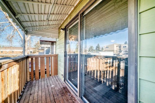 D-903 44 Street Se, Calgary, AB 
