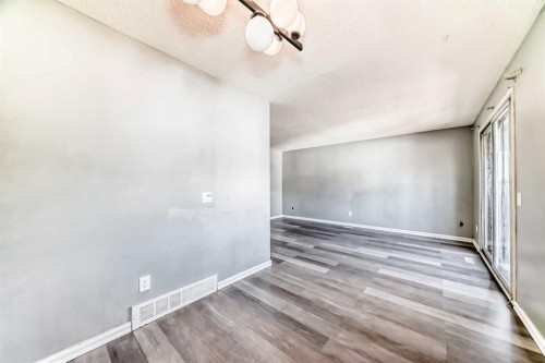 D-903 44 Street Se, Calgary, AB 