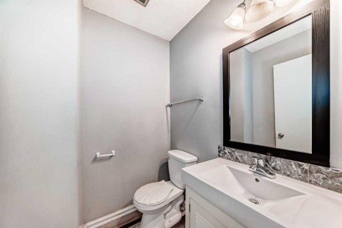 D-903 44 Street Se, Calgary, AB 