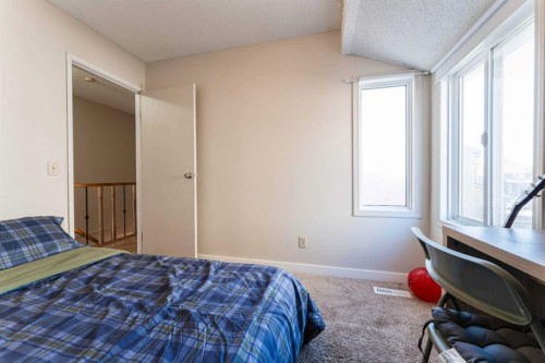 1101-829 Coach Bluff Crescent Sw, Calgary, AB 