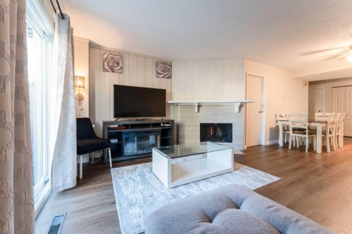 1101-829 Coach Bluff Crescent Sw, Calgary, AB 