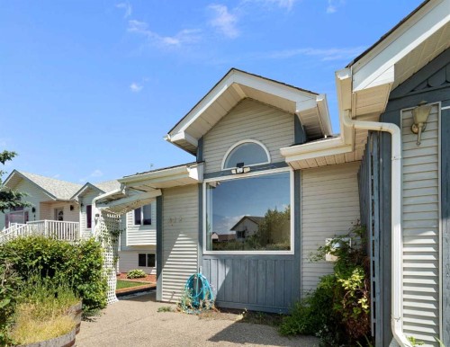 412 9 Street, Beiseker, AB 