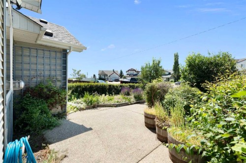 412 9 Street, Beiseker, AB 