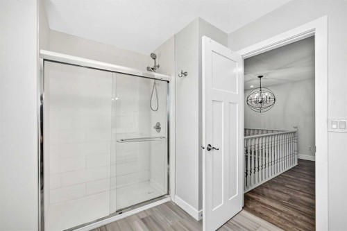 884 East Chestermere Drive, Chestermere, AB - Indoor Photo Showing Other Room