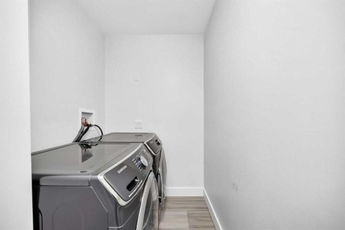 884 East Chestermere Drive, Chestermere, AB - Indoor Photo Showing Laundry Room