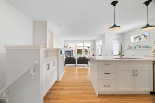 60 Cougar Ridge View, Calgary, AB 