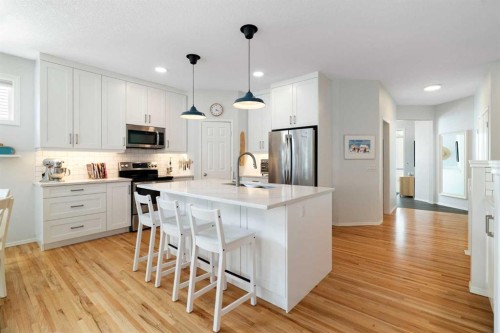 60 Cougar Ridge View, Calgary, AB 