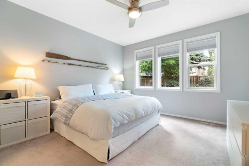 60 Cougar Ridge View, Calgary, AB 