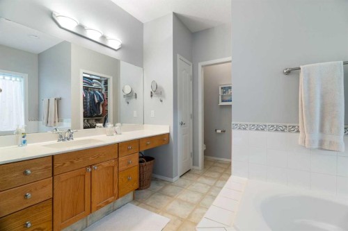 60 Cougar Ridge View, Calgary, AB 
