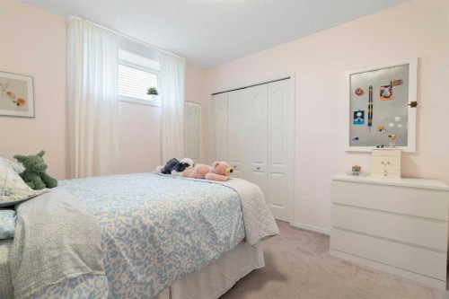 60 Cougar Ridge View, Calgary, AB 