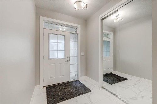 146 Yorkstone Way Sw, Calgary, AB 