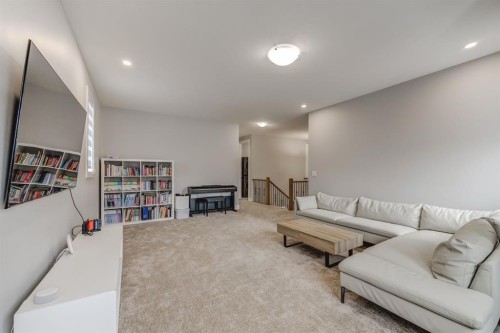 146 Yorkstone Way Sw, Calgary, AB 