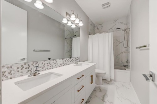 146 Yorkstone Way Sw, Calgary, AB 