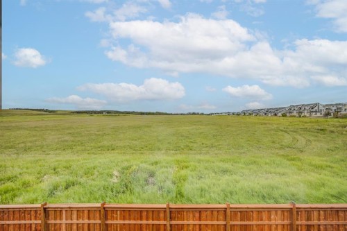 146 Yorkstone Way Sw, Calgary, AB 