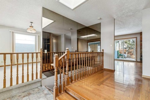 328 Norseman Road Nw, Calgary, AB 