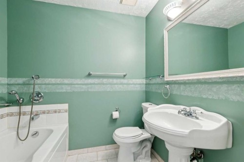 328 Norseman Road Nw, Calgary, AB 