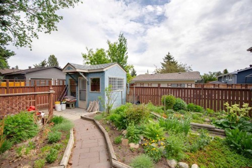 328 Norseman Road Nw, Calgary, AB 