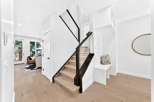 3106 15 Avenue Sw, Calgary, AB - Indoor Photo Showing Other Room