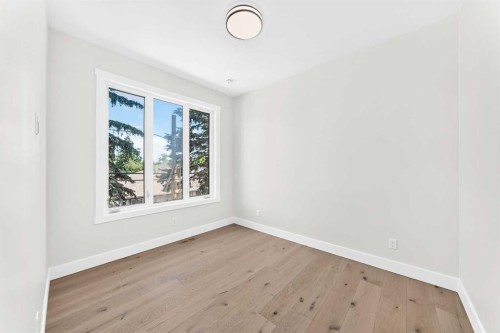 3106 15 Avenue Sw, Calgary, AB - Indoor Photo Showing Other Room