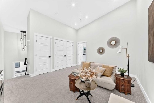 3106 15 Avenue Sw, Calgary, AB - Indoor