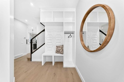 3106 15 Avenue Sw, Calgary, AB - Indoor Photo Showing Other Room