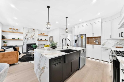 3106 15 Avenue Sw, Calgary, AB - Indoor Photo Showing Kitchen With Upgraded Kitchen