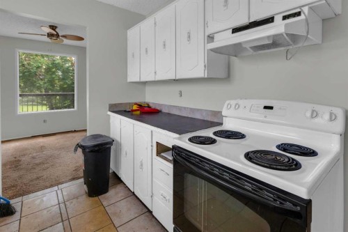 4347 70 Street Nw, Calgary, AB 