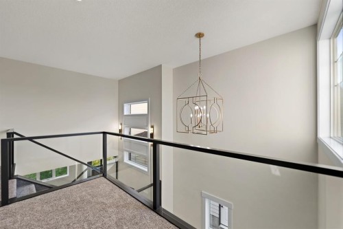 39 South Shore Road, Chestermere, AB - Indoor Photo Showing Other Room