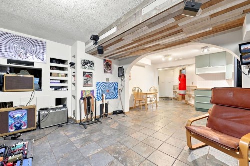 760 Riverbend Drive Se, Calgary, AB 