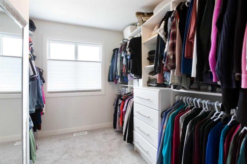 162 Greenbriar Way Nw, Calgary, AB 