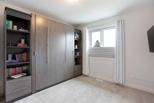 162 Greenbriar Way Nw, Calgary, AB 