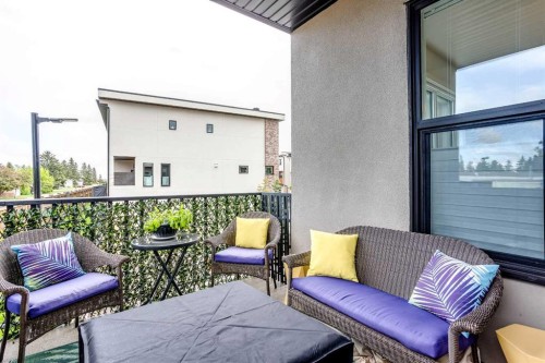 162 Greenbriar Way Nw, Calgary, AB 