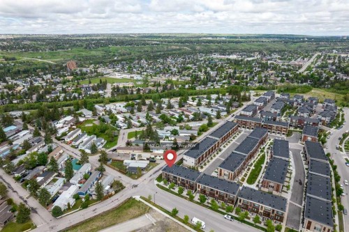 162 Greenbriar Way Nw, Calgary, AB 