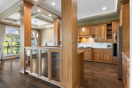 112 Gleneagles View, Cochrane, AB - Indoor Photo Showing Kitchen