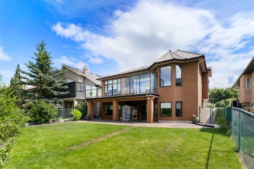 112 Gleneagles View, Cochrane, AB - Outdoor