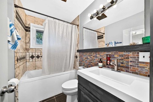 4832 Worcester Drive Sw, Calgary, AB 