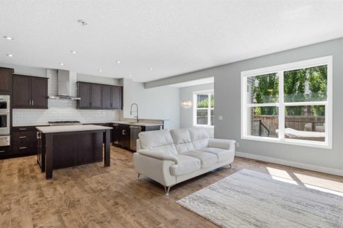 117 Auburn Glen Drive Se, Calgary, AB - Indoor Photo Showing Other Room