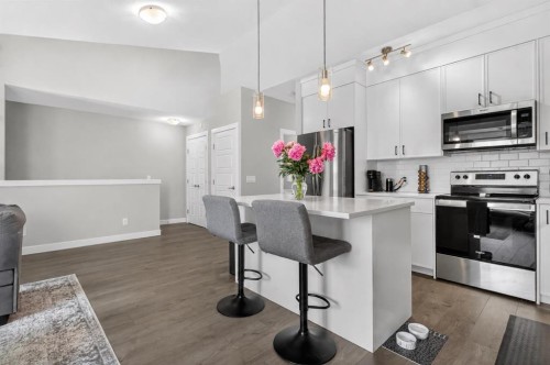 188 Livingston Common Ne, Calgary, AB 