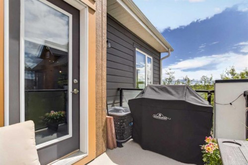 188 Livingston Common Ne, Calgary, AB 