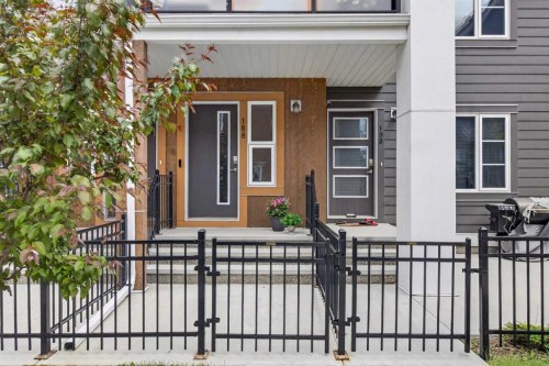 188 Livingston Common Ne, Calgary, AB 