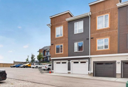 188 Livingston Common Ne, Calgary, AB 