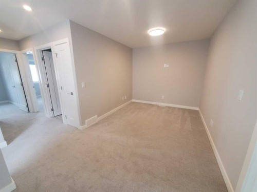 1045 West Lakeview Drive, Chestermere, AB - Indoor Photo Showing Other Room