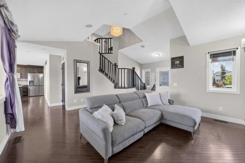 759 Stonehaven Drive, Carstairs, AB - Indoor Photo Showing Living Room