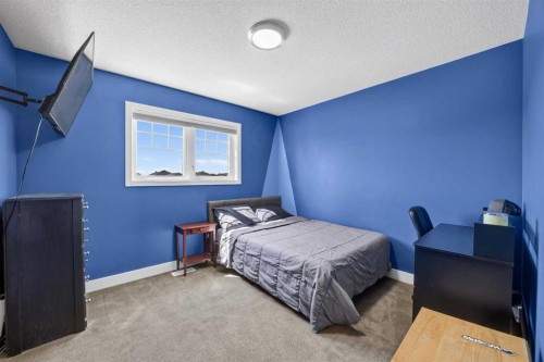 759 Stonehaven Drive, Carstairs, AB - Indoor Photo Showing Bedroom