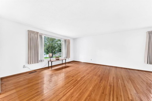 5804 Lodge Crescent Sw, Calgary, AB 