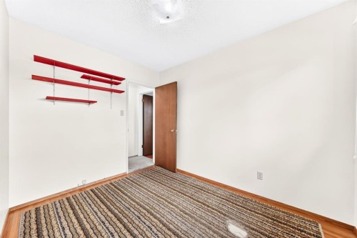 5804 Lodge Crescent Sw, Calgary, AB 